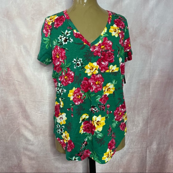 Torrid Pocket Tee Heritage Slub Green Floral NWT Size 00 - Picture 2 of 16